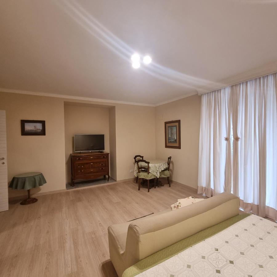 נאפולי Toledo'S Rambla Casa Vacanze מראה חיצוני תמונה